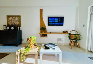 Modern Central Ocean View and Jacuzzi Apartment - 0