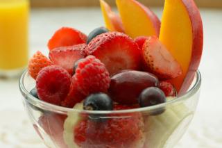 Holiday Inn Hotel & Suites London by IHG - 2