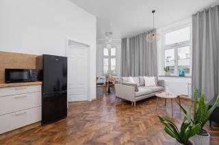 2 Bedroom Apartment for 6 - Augustiańska 1 street - 0