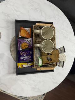 Spacious High street apartment - 1