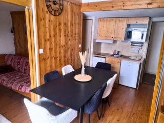 Appartement avec mezzanine pour 6 pers aux Menuires - FR-1-452-411 - Les Menuires - 2