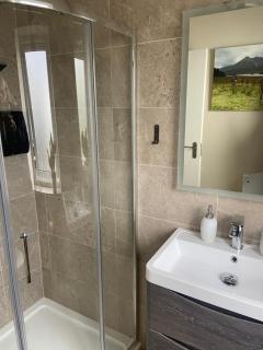 2 Bedroom Apartment near Rossaveel - 2