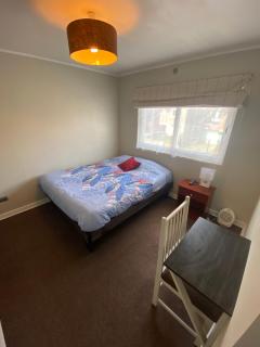 Habitación Doble con Baño Exclusivo, Entorno Tranquilo y Servicios Cercanos - 8