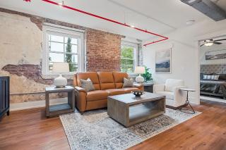 Stay in the spacious 2BR Squad Room in McMinnville, TN! - 0