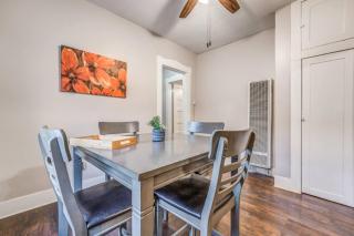 The Vance Corner Suite - Bright and Relaxing - 8