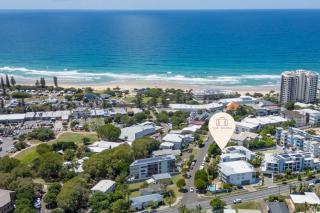 Expansive Coolum Beach Apartment - 9