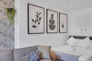 The Speakeasy Suite 502 With Parking - 6