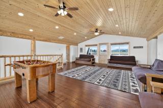 Stone Skipper - Waterfront, 18 Guests, Hot Tub - 6