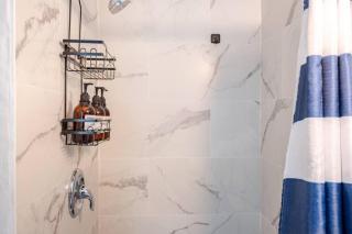 Spacious Group Getaway mins to Busch Gardens - 4