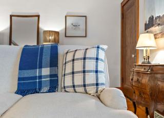 "The Darling" at Drew by Roxy Rentals - Edina - 3