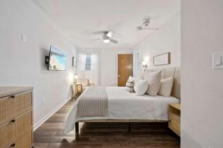 Sandpiper 5BR-4BA Across From Beach Sleeps 16 - 1