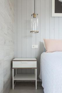 Cozy Cabin - The White House - 2