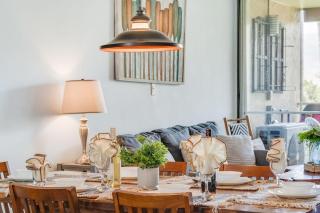 Menehune Shores 403 · MHS 403 Remodeled BeachFront 2BD Getaway - 8