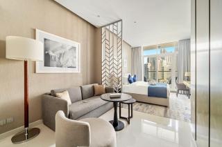 ALiving Elegant Studio Maison Prive with Canal views Business Bay 706B - 2