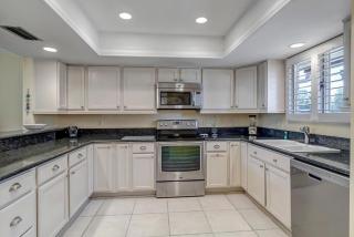 Belle Vue - Modern condo near beach w golf views - 3