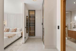 Beach 9 min Golf Private yard Parking 2 Pools - 2