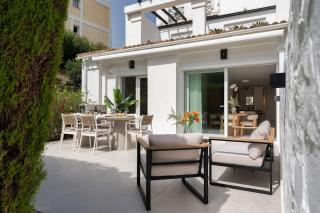 Beach 9 min Golf Private yard Parking 2 Pools - 1