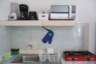 Equipped Yaxkin Studio on downtown, 3 blocks away from sea, close to restaurants - 1