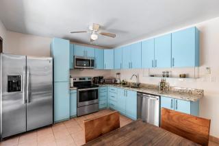 Charming Duplex in Playa Potrero Surfside Community, with a Private Pool, Cozy Interior and Walkable Access to the Beach - 1