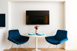 Elite Class Sea View Aparthotel In Orbi City Batumi - 3