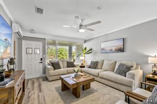 A Space aWAVE A Relaxing Coastal Getaway - 3