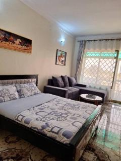 Shishi's Staycation - 6