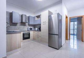 BLUE MIST Modern 2-Bedroom Apartment in Sliema - Sliema - 3
