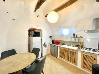 Cave Houses Ed, Yara and Nadieh with PRM facilities - 3