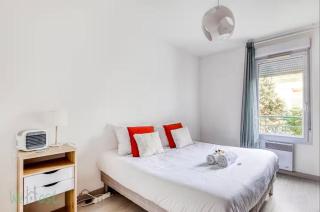 Perollier - CI - Lyon 2 - Bedroom apartment with balcony and pool - 3