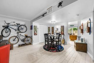 Beachy 2BR Adventure Pad 5-Min Walk to Waves - 4