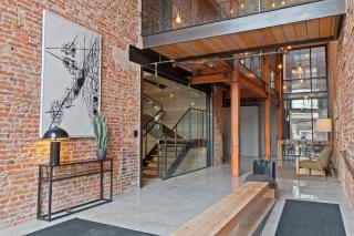 Sosuite at The Queen - Queen Village - 1