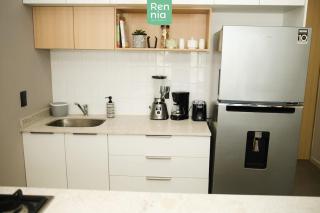 Livify 2 BR LOFT RoofTop Pool Gym Coworking - 3