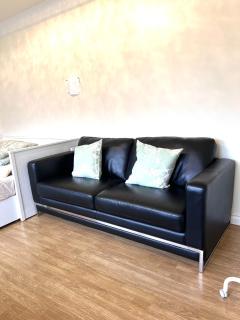 Two Bedrooms for up to Four Guests - 7