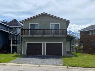 584 Alpine Drive home - 9