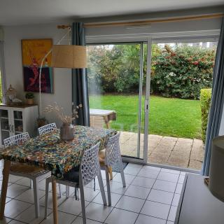 "Les écrins", Grand T2 lumineux en bord de mer avec son jardin privé! - 6