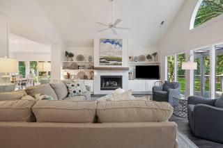 SM221: 221 Sea Marsh - 1