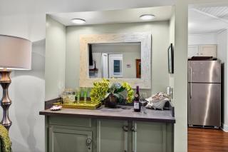 IC16: 16 Inlet Cove - 1