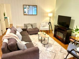 Spacious & Family Friendly Mountain Base Stay - The Grouse Hideaway - 3