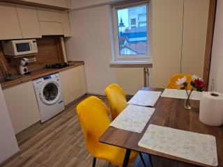 2 Rooms by Brancusi Central Park - Free Parking & Self Check-In - 0