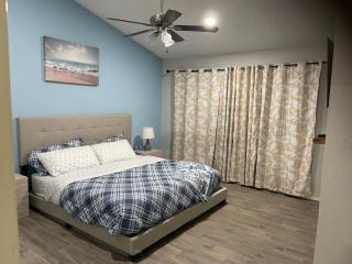 Vacation home at the San Antonio Medical Center-UTSA, Sea world, airport - 8