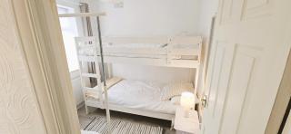 Harrow Deluxe 2-Bed Garden Flat, Free Parking, Near Tube - 8