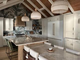 Oceanfront Luxury & Sunset Views - 2