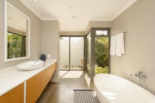 Stellenbosch Luxury Apartments - 3