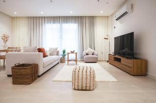 Elegant 2BR Apartment with Balcony NZL278 - 5