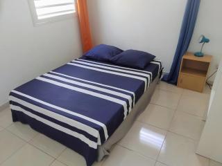 Maison charmante à Rivière-Pilote avec vue sur la montagne - 4