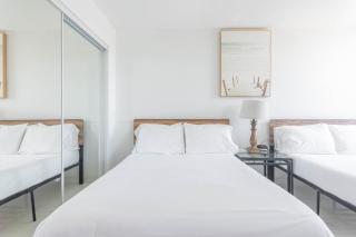 Chic & Cozy Miami Beach Studio Parking Available - 4