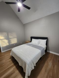 La Vela Blanca - Modern Southern Getaway - Newnan - 5