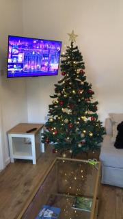 Northcliffe - Stylish Stone Cottage - Spa Bath - Peak Views - 8