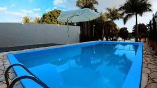 Casa de Campo Pé na Água com Vista para o Rio - 0