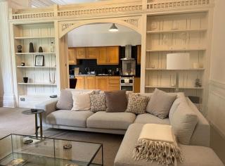 Luxe Victorian Spacious Apartment Sefton Park - 4